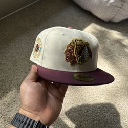 New Era Blackhawks Fitted Hat