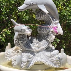6’ Dolphin Bespoke Marble Fountain