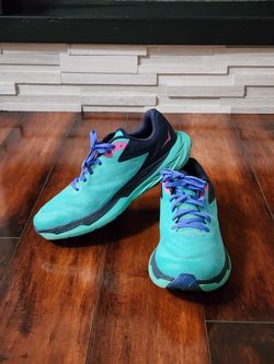 HOKA One One Zinal Women’s Trail Running Shoes Size 9B Teal Purple