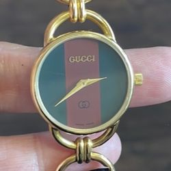 Vintage Women’s Gucci Watch 