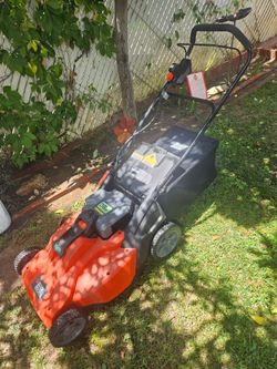 BLACK & DECKER LAWN MOWER