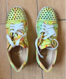 Christian Louboutin Spiked Sneakers – Iridescent Yellow Patent – EU 41