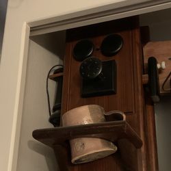 Decor Old Phone Holder - Unique 