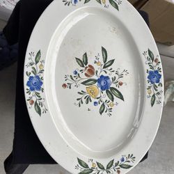 Asta Floral serving porcelain platter 1982 Japan