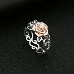 Silver 2 Tones Flower Ring