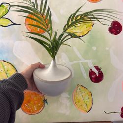 Vase & Faux Removable Plant 