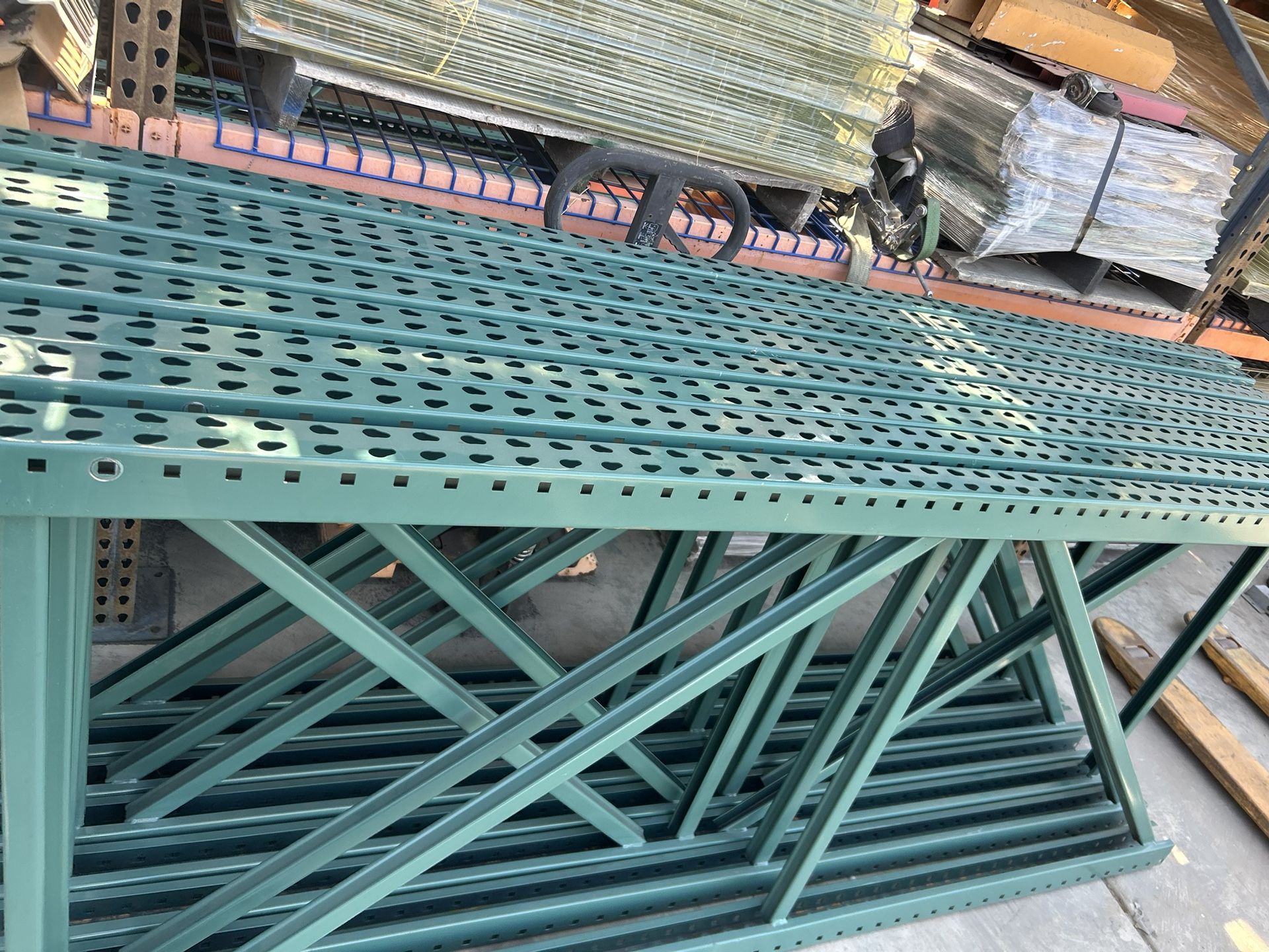 Pallet Rack Uprights
