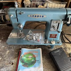 Leader (Toyota) Sewing Machine