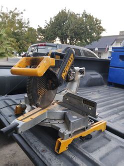 Double compound miter saw