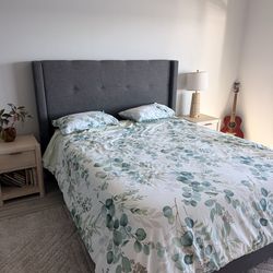 Queen Bed w/ hidden storage drawer