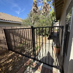 STEEL FENCING & GATES