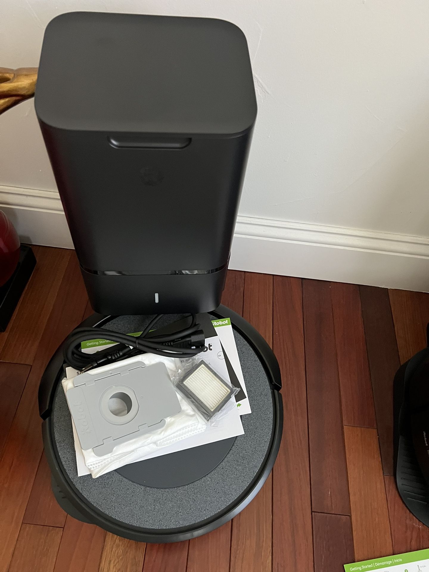 iRobot Roomba i3+EVO Self Empty WiFi Robot Vacuum W/Smart Mapping 