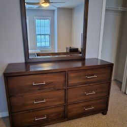 Lii Hen Brown Wood Dresser with Mirror