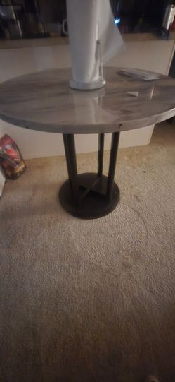 Centiar Dining Table