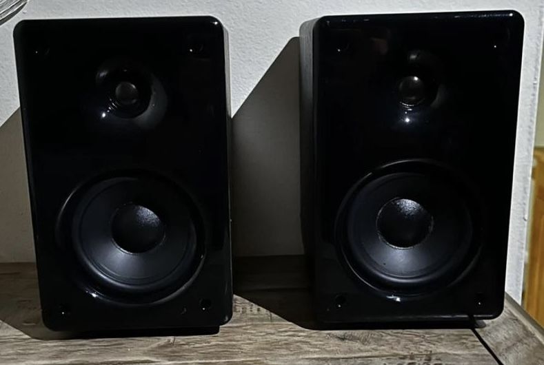 Black Bookshelves Speakers pair