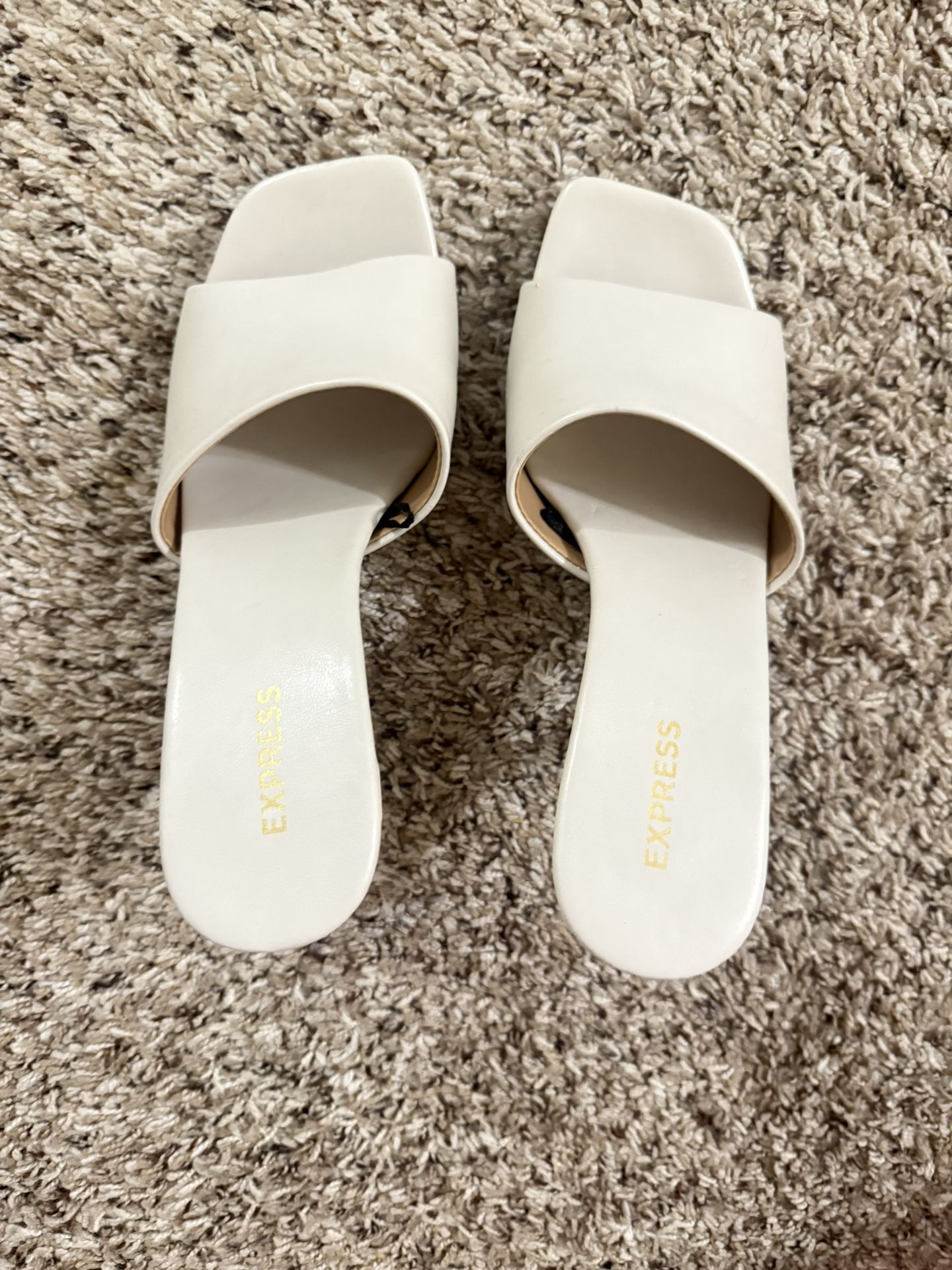 Express Heels