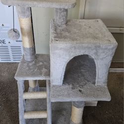 Short Cat Tower