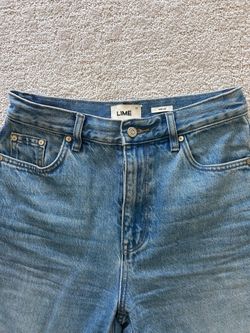 Women’s High-Waisted Wide Leg Blue Jeans – Size 36