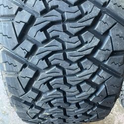 33x13.50x26 Tires 