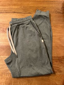 Vuori performance joggers