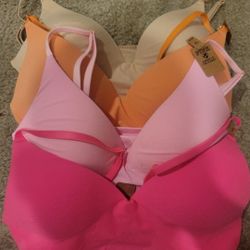 Victoria Secret Bra Lot for Sale in San Jacinto, CA - OfferUp