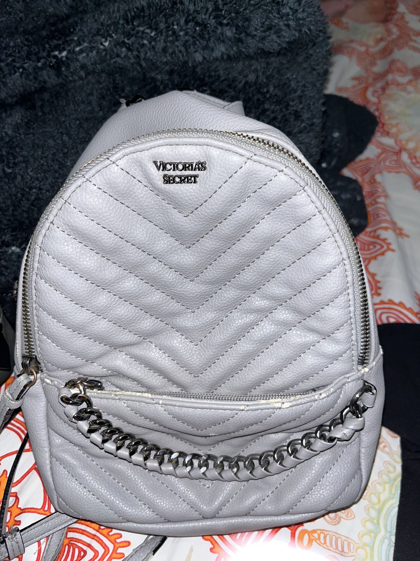 Victoria Secret /guess Backpacks for Sale in Goodyear, AZ - OfferUp