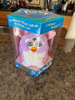 1999 Furby Electronic Toy in Original Box