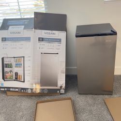 Brand New Mini Refrigerator in Stainless Steel, ENERGY STAR