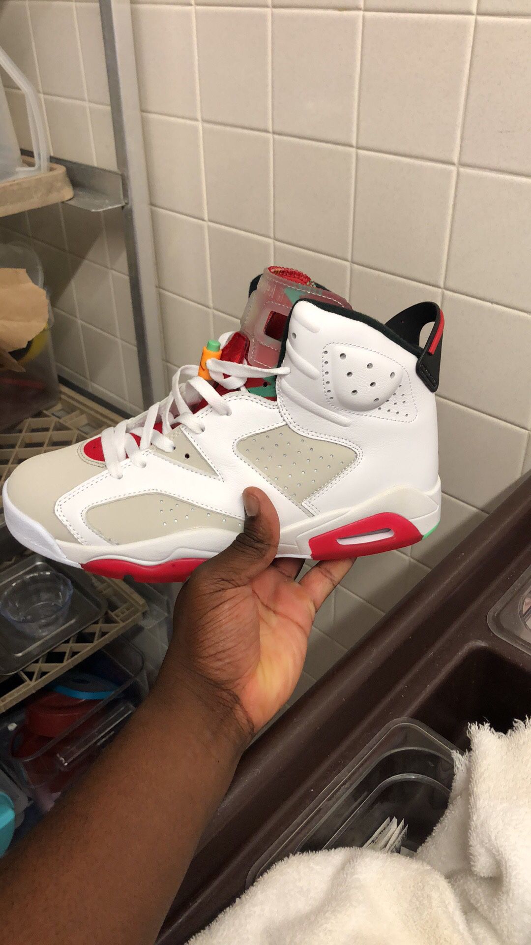 Retro 6s only Worn Once
