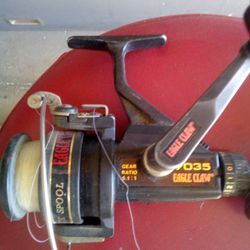 Eagle Claw Fishing Reel 