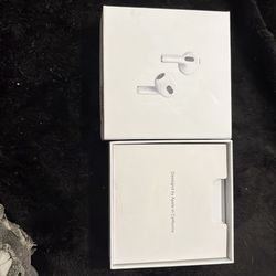 AirPod 4s (All brand new)