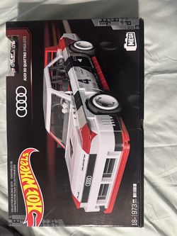 MEGA Hot Wheels Audi 90 Quattro IMSA GTO Building set