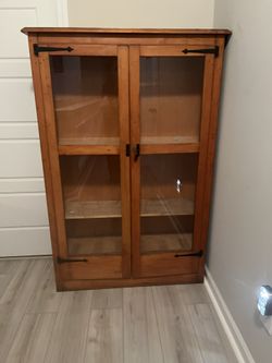 Solid wood cabinet