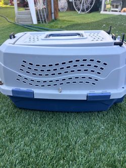 Small dog carrier