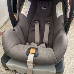 Chicco KeyFit 30 Infant Car Seat And Base