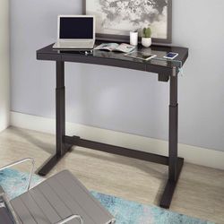 Modern Tresanti 47" Adjustable Height Desk in excellent condition