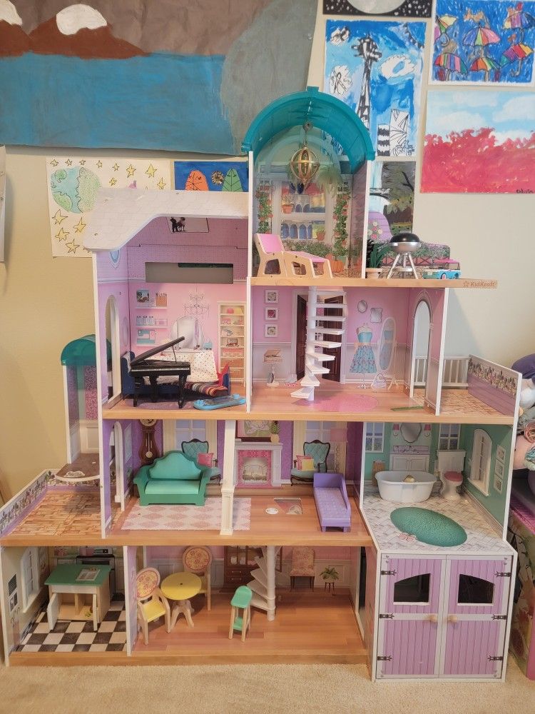 Kids Doll House