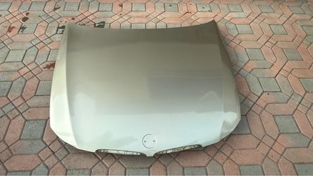 BMW-3 Series E90 Hood