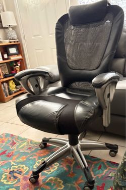 Black Leather Mesh High-Back Office Chair