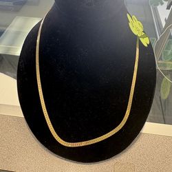 14k Gold Herringbone Necklace