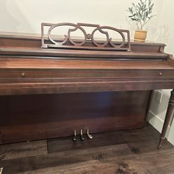 Cable Nelson piano