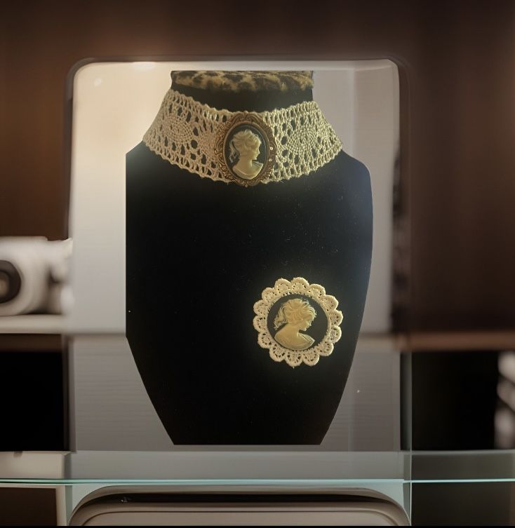 Vintage  Lace Cameo Chocker Necklace And Match Cameo Brooch Pin