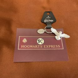 New Warner Bros Studio Tour London The Making Of Harry Potter Hedwig Key Chain