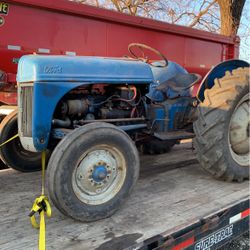 Ford Tractor 