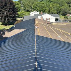 METAL ROOFING! Free Quotes! Call Today! 