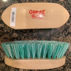 New Horse &/or Pet Grooming Supplies 