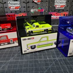 Kaido House Acrylic Displays  Custom