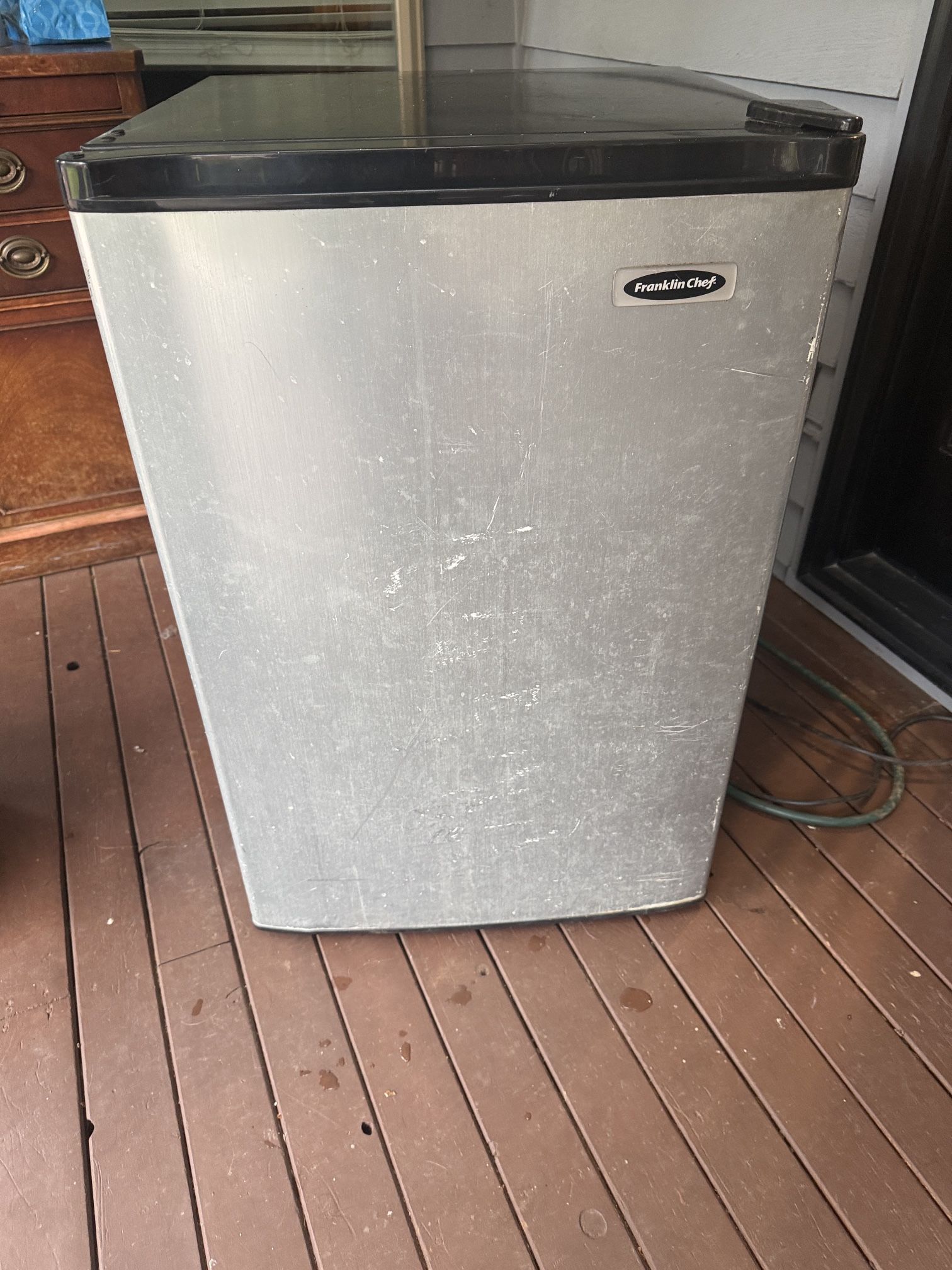 Mini Fridge With Freezer