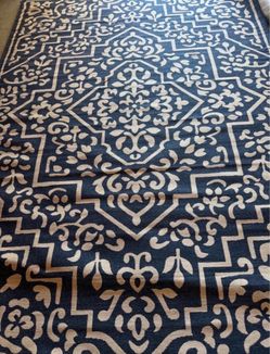 Patio outdoor rug new 7x10