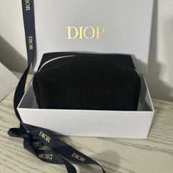 New Dior Pouch And Box 